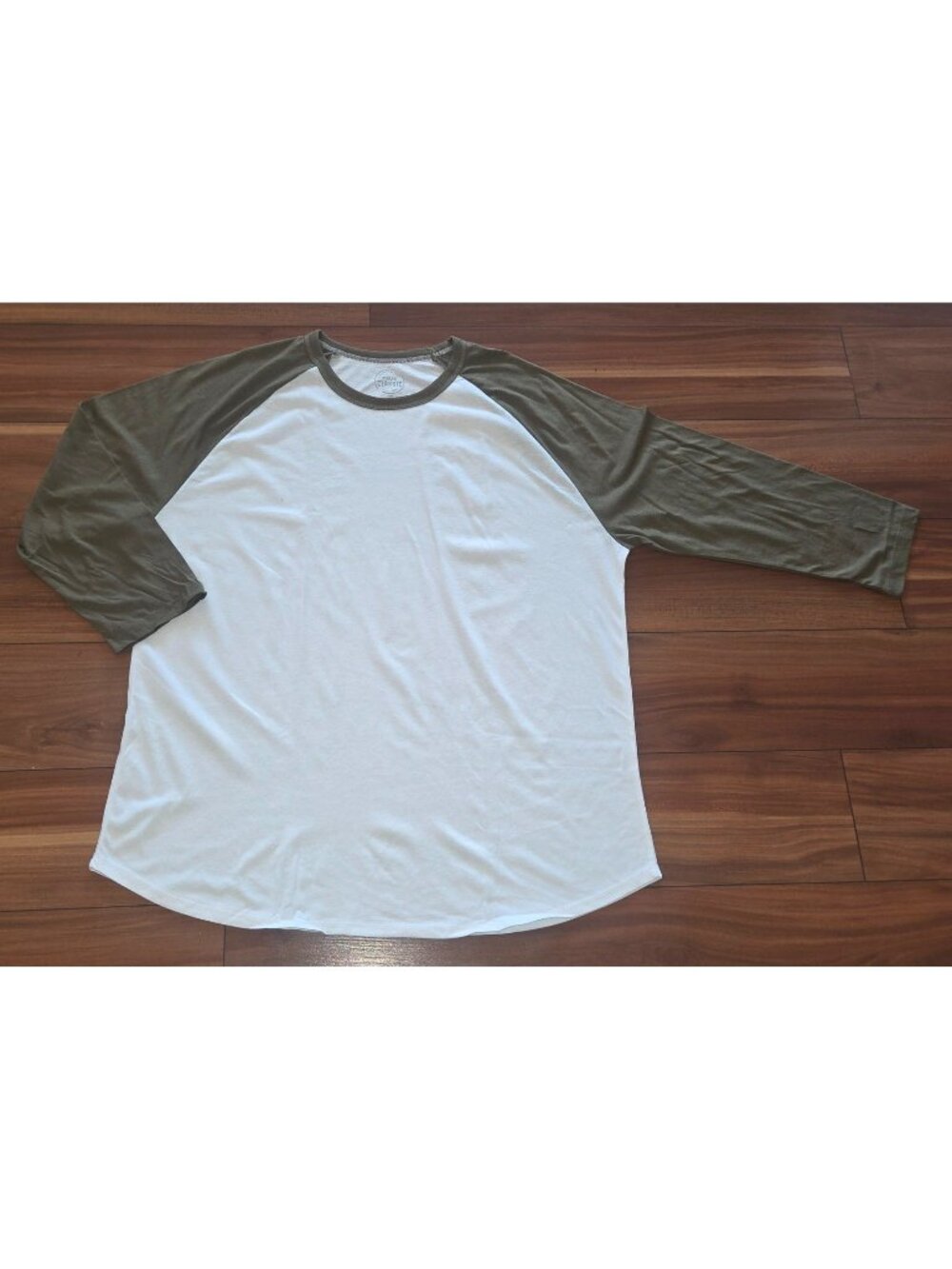 True Classic 3/4 Sleeve Two tone Crew Neck Shirt White & Green Men Size XL NEW